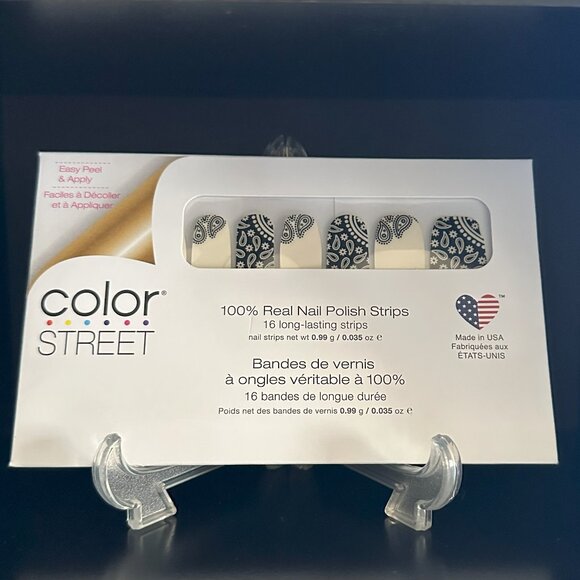Color Street BANDANA REPUBLIC Real Nail Polish Strips - Picture 2 of 4